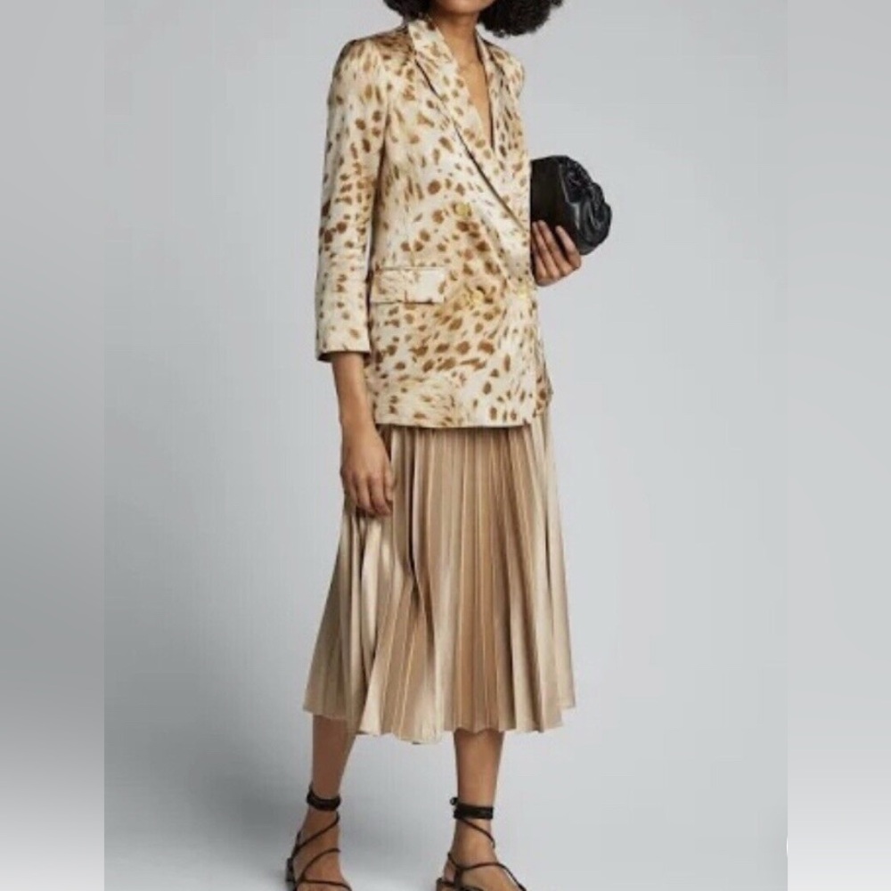 L’Agence Taryn Silk Blazer - Picture 6 of 7